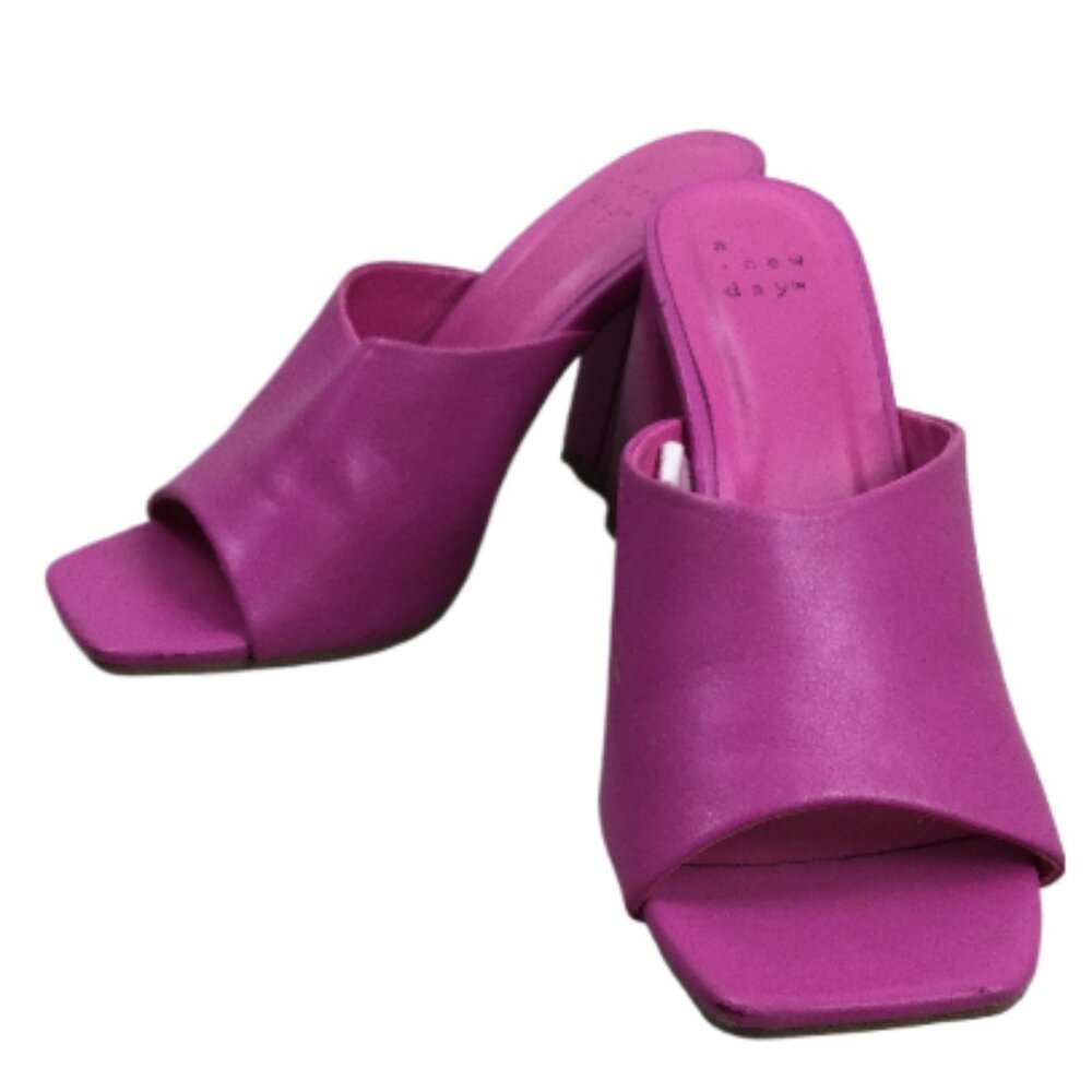 a new day Barbie Pink Mules 7.5